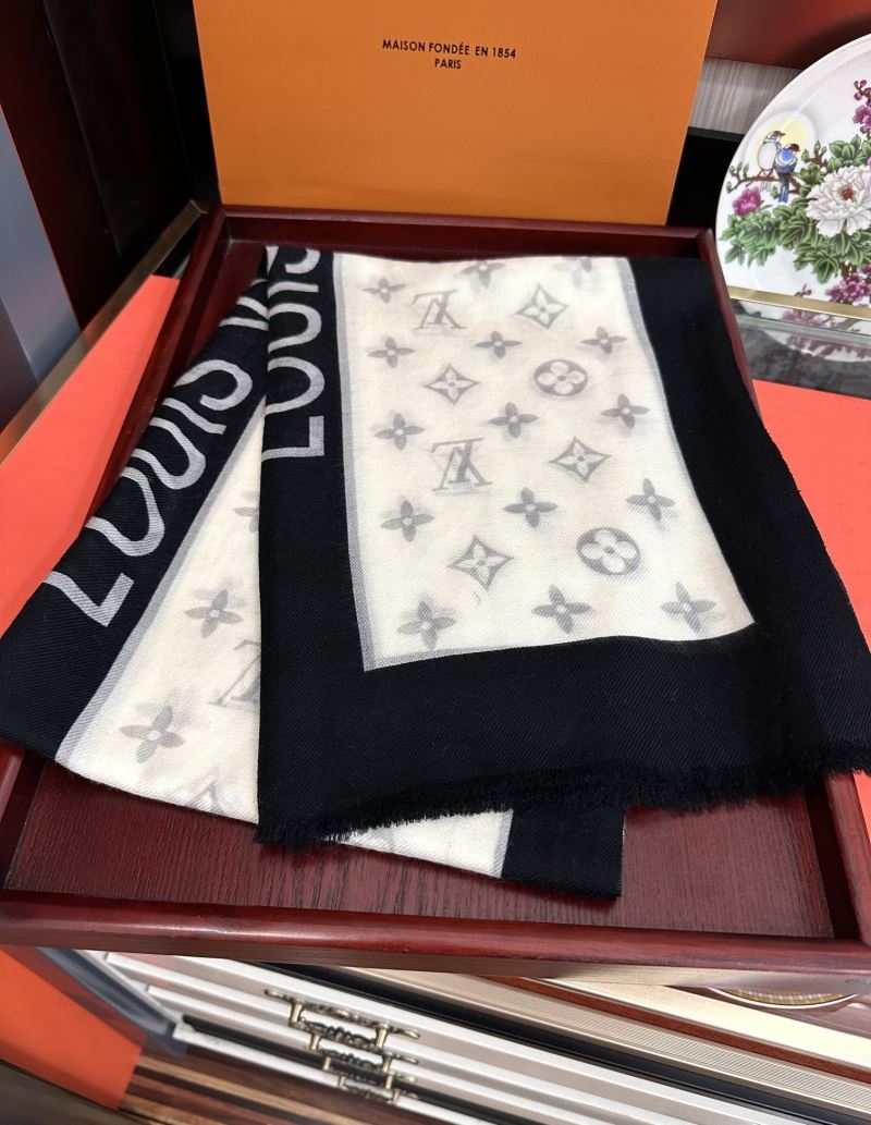 Louis Vuitton Scarf